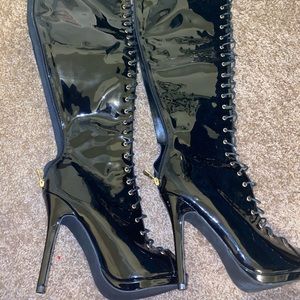 Black lace up knee high latex boots